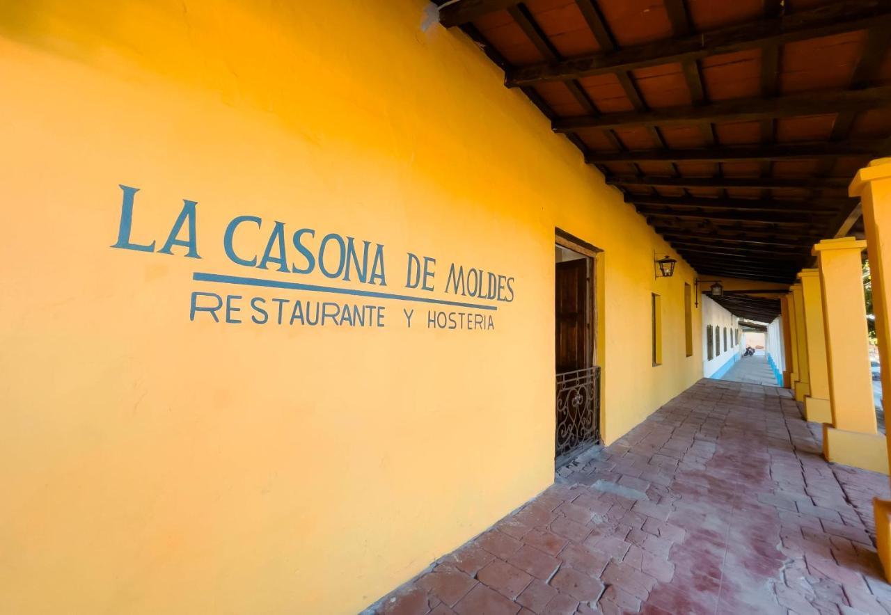 La Casona De Moldes Hotel Coronel Moldes Exterior foto